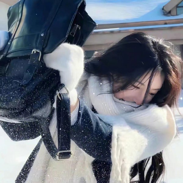 山林中头一个女人